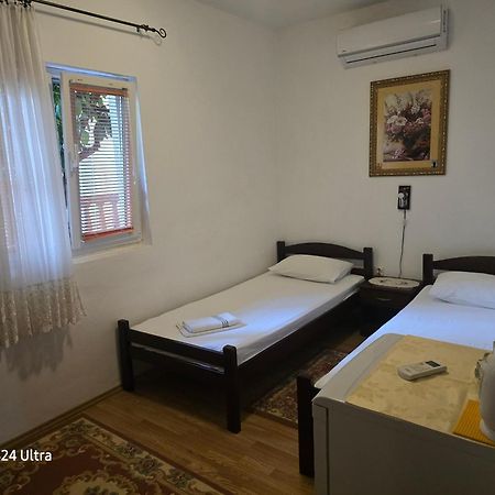 Guesthouse Djacic Будва Стая снимка