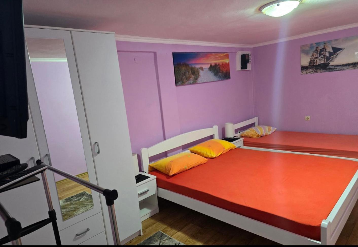 Guesthouse Djacic Будва Стая снимка