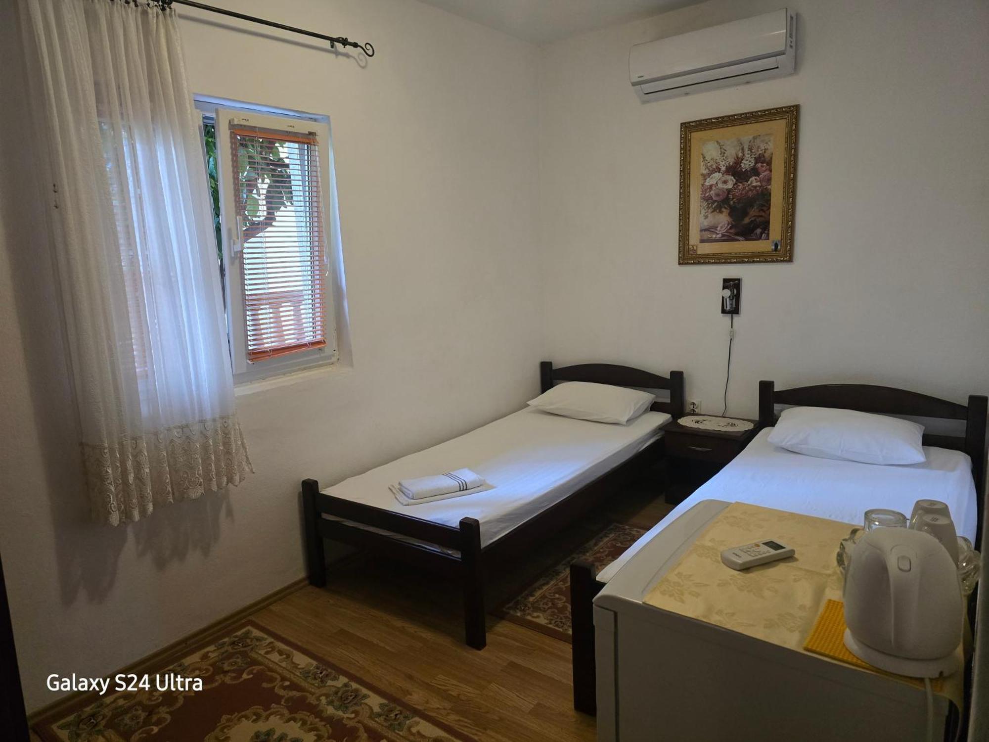 Guesthouse Djacic Будва Стая снимка